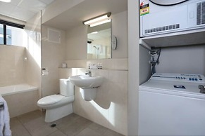 Quality Suites Central Square