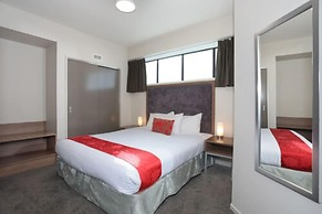 Quality Suites Central Square