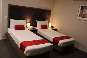 Quality Suites Central Square