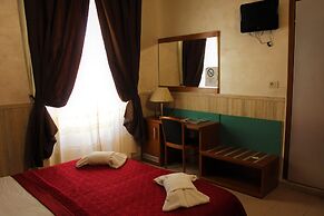 Hotel Pyramid