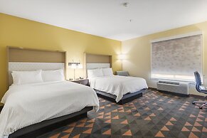 Holiday Inn Hotel & Suites Waco Northwest by IHG