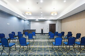 Holiday Inn Hotel & Suites Waco Northwest by IHG