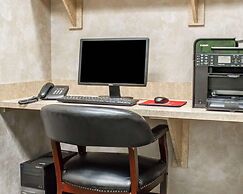 Comfort Suites Edinboro