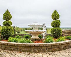 Comfort Suites Edinboro