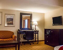 Comfort Suites Edinboro