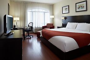 Holiday Inn Hotel & Suites Montreal Airport by IHG