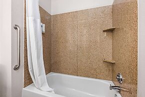 Comfort Suites Cullman I-65 Exit 310