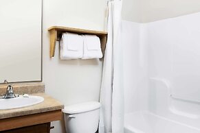 WoodSpring Suites Tyler Rose Garden