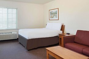 WoodSpring Suites Tyler Rose Garden