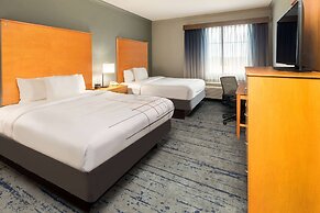 La Quinta Inn & Suites by Wyndham Bridgeport