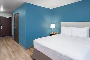 WoodSpring Suites Evansville East