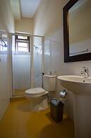 Oak Ray Serene Garden Hotel