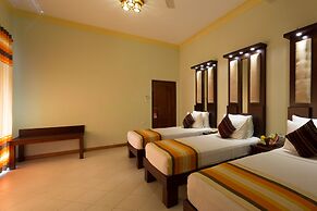 Oak Ray Serene Garden Hotel