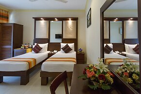 Oak Ray Serene Garden Hotel