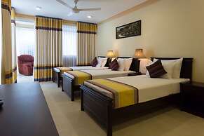 Oak Ray Serene Garden Hotel