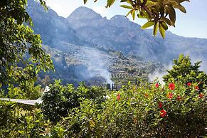 Fornalutx Petit Hotel