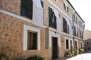 Fornalutx Petit Hotel