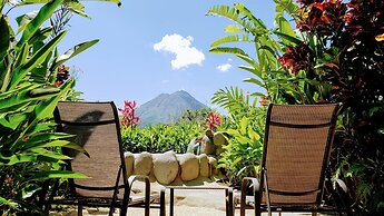 Volcano Lodge Hotel & Thermal Experience