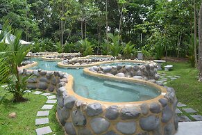 Volcano Lodge Hotel & Thermal Experience