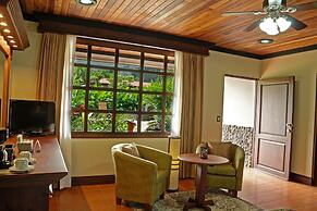 Volcano Lodge Hotel & Thermal Experience