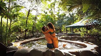 Volcano Lodge Hotel & Thermal Experience