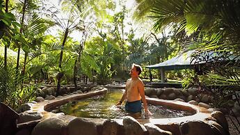 Volcano Lodge Hotel & Thermal Experience