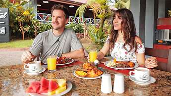 Volcano Lodge Hotel & Thermal Experience