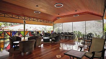 Volcano Lodge Hotel & Thermal Experience