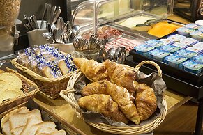 Hôtel Espace Champerret