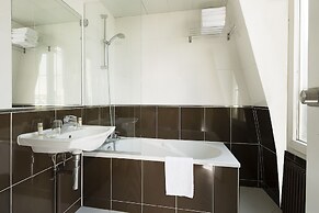 Hôtel Espace Champerret