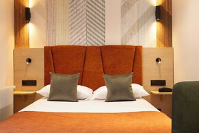 Hôtel Espace Champerret