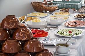 Amani Hotel Suites & Spa