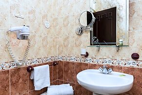 Amani Hotel Suites & Spa