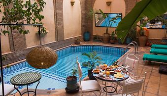 Amani Hotel Suites & Spa