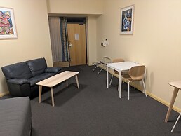 Mayfair Plaza Motel