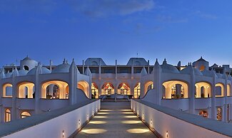 L'amphitrite Palace Resort & Spa