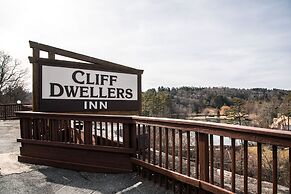 Cliff Dwellers Inn