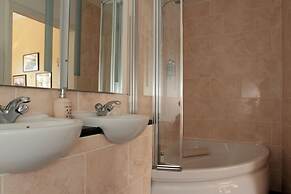 Edinburgh Thistle Hotel