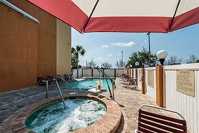 Comfort Suites Tampa Airport North