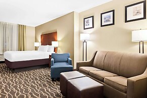 Comfort Suites Tampa Airport North