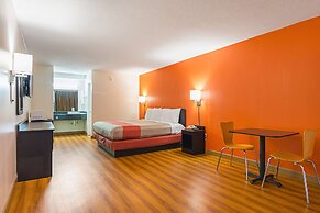 Motel 6 Cleveland, TN