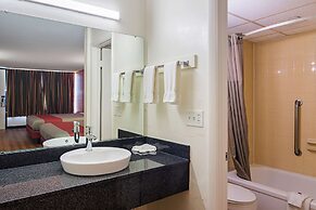 Motel 6 Cleveland, TN