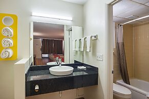 Motel 6 Cleveland, TN