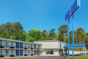 Motel 6 Cleveland, TN
