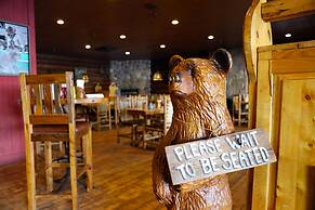 Daniels Summit Lodge