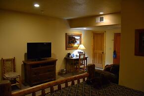 Daniels Summit Lodge