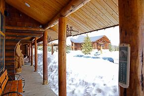 Daniels Summit Lodge