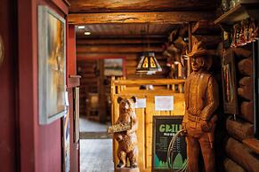 Daniels Summit Lodge