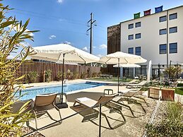 ibis La Roche sur Yon