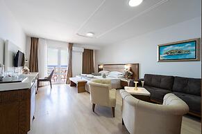 Hotel Adrovic Sveti Stefan